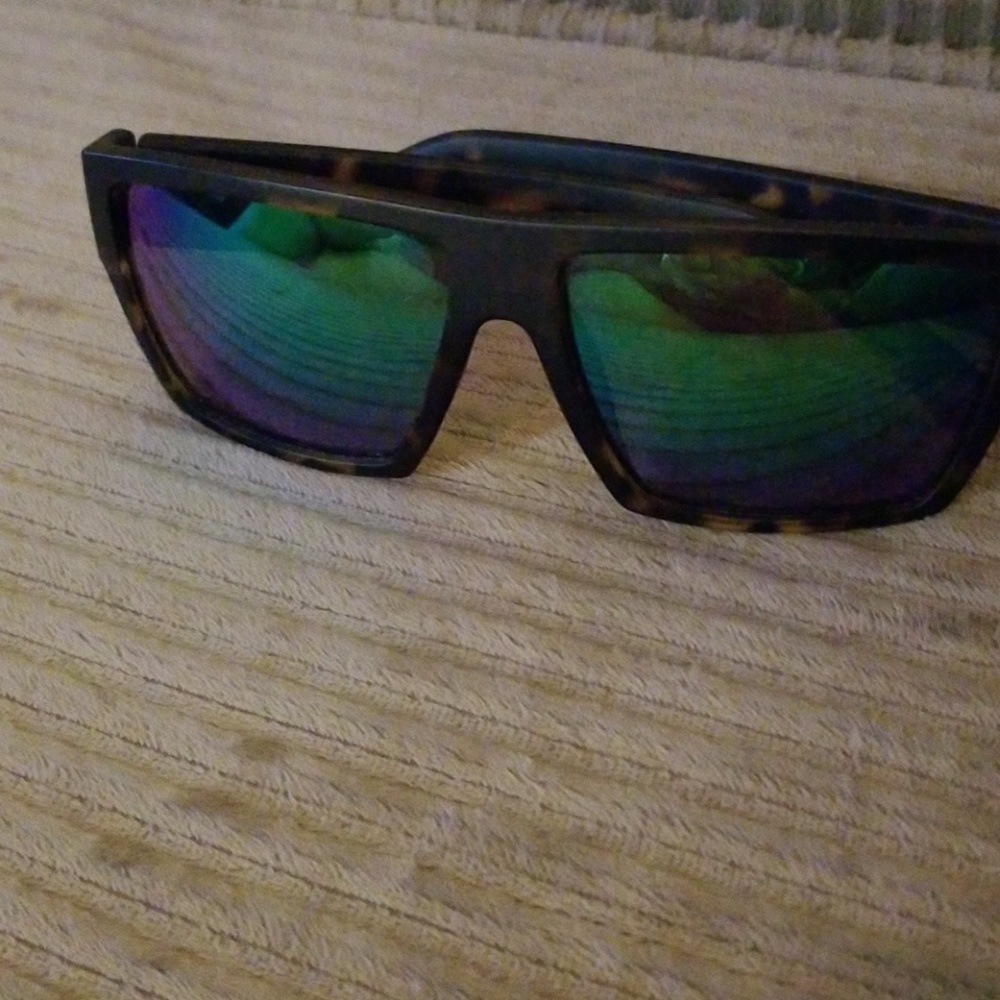 Dot Dash Mirrored sunglasses